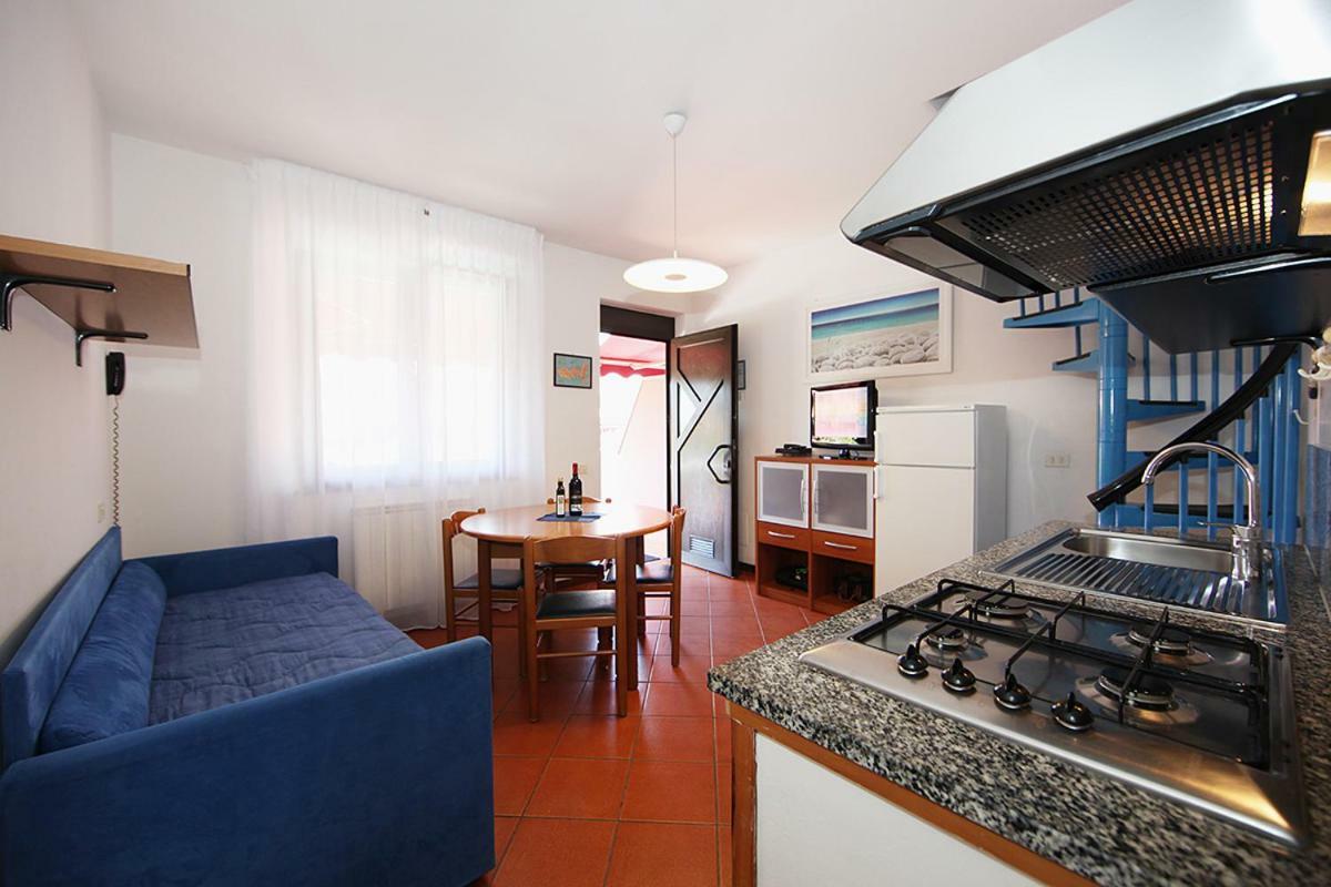 Elba Vip Aparthotel Porto Azzurro Kültér fotó