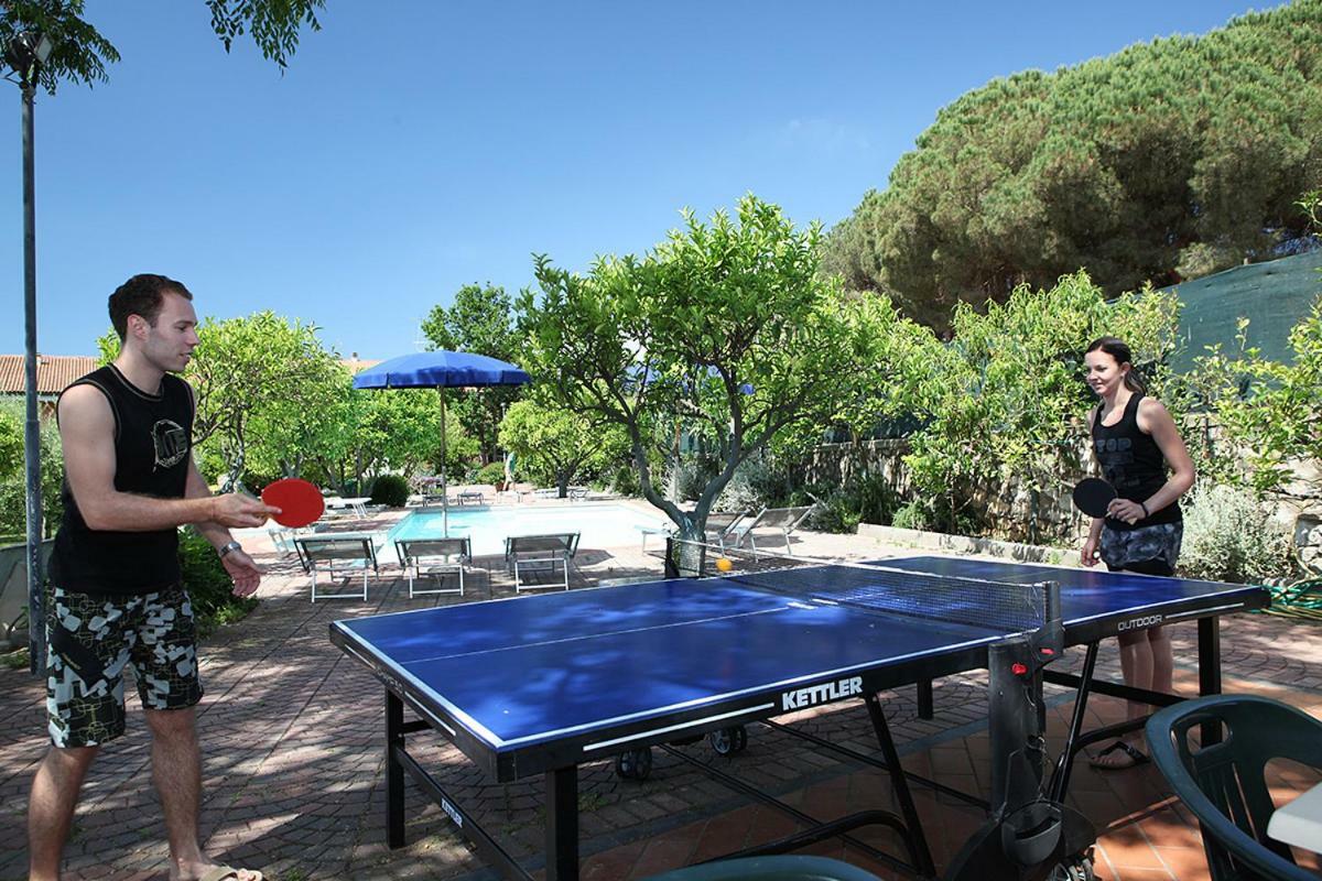 Elba Vip Aparthotel Porto Azzurro Kültér fotó